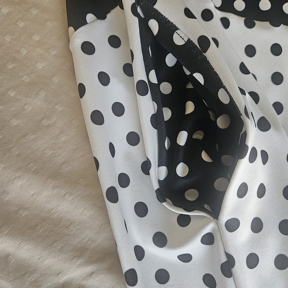 IC COLLECTION Black and White Polka Dot Top - Picture 6 of 6
